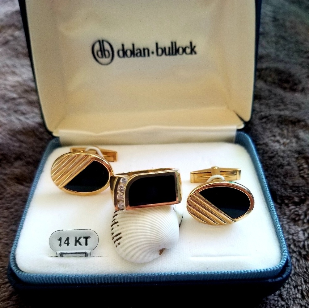 Dolan Bullock 14K Gold Onyx Cufflinks & Ring Set